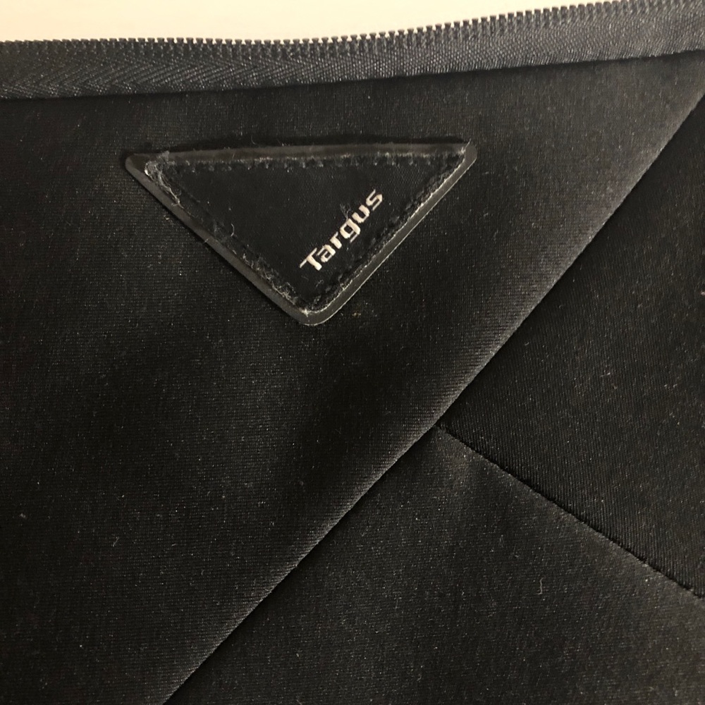 Tarsus Computer Notebook Case - image 4